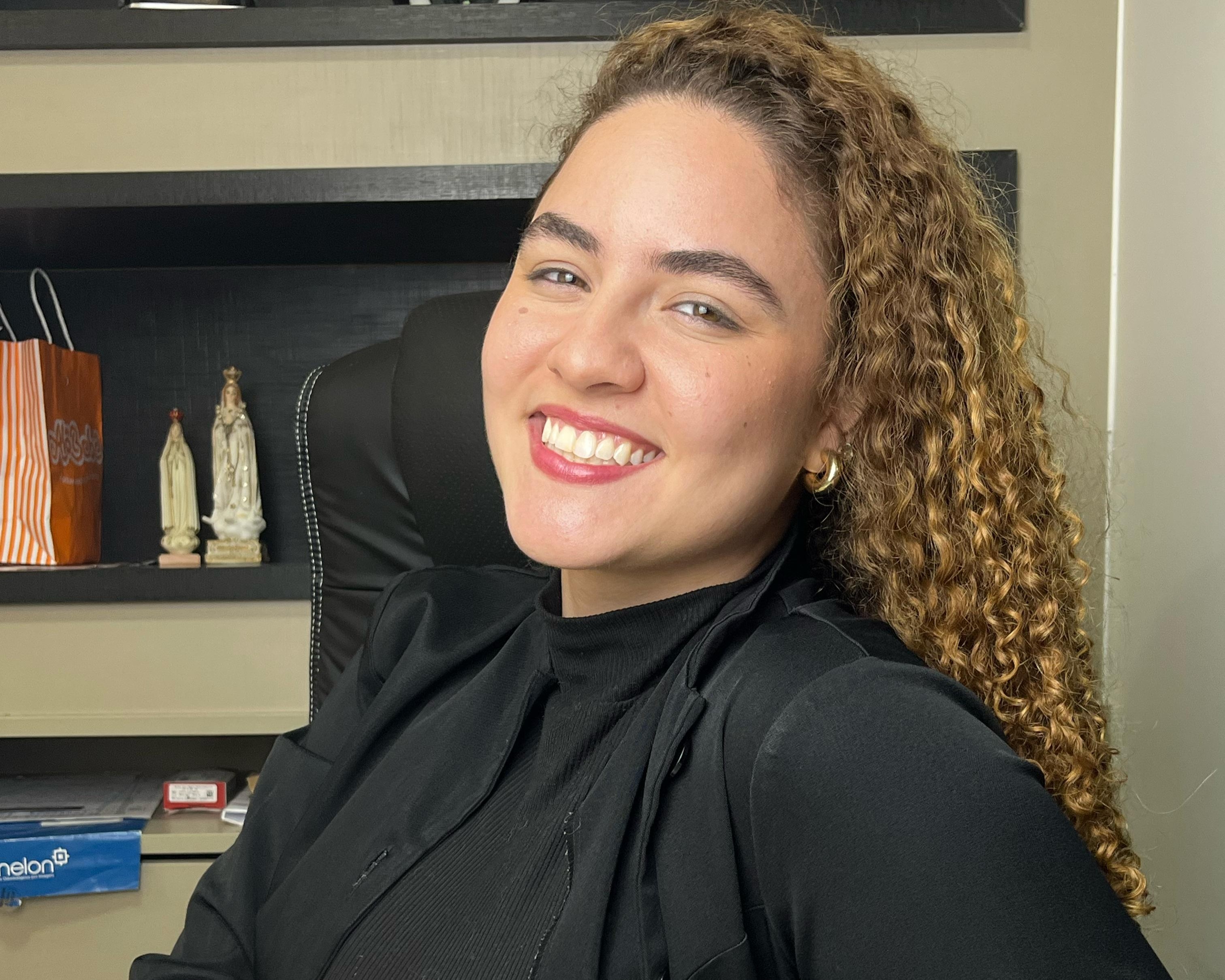 Dra. Letícia Ferreira